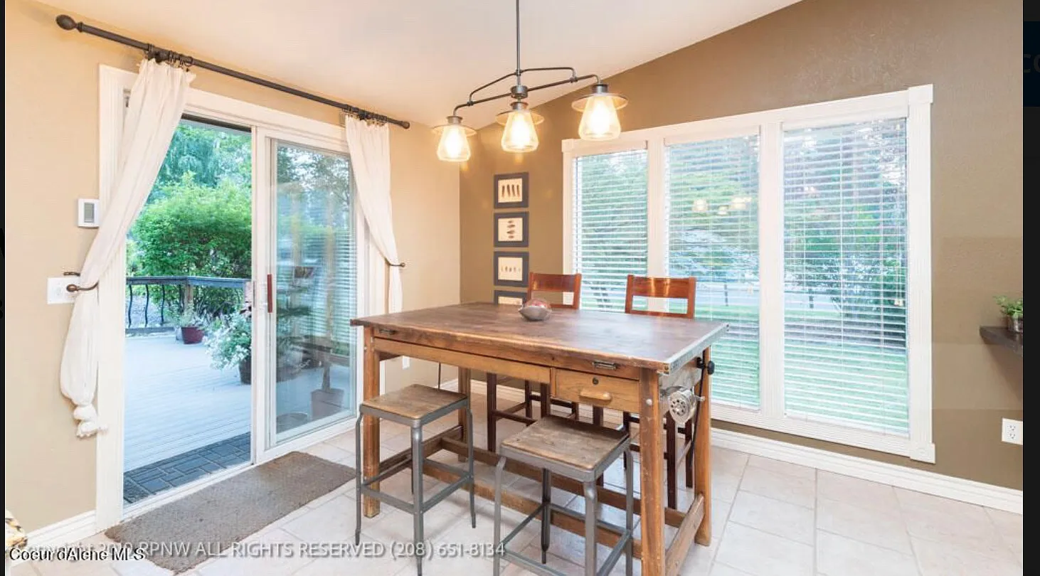 5 bed, 3094 sqft, $3,100 — Photo 3