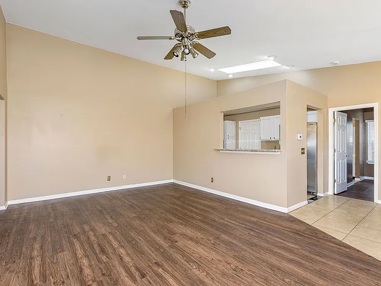 9450 Crockett Pass — Photo 20
