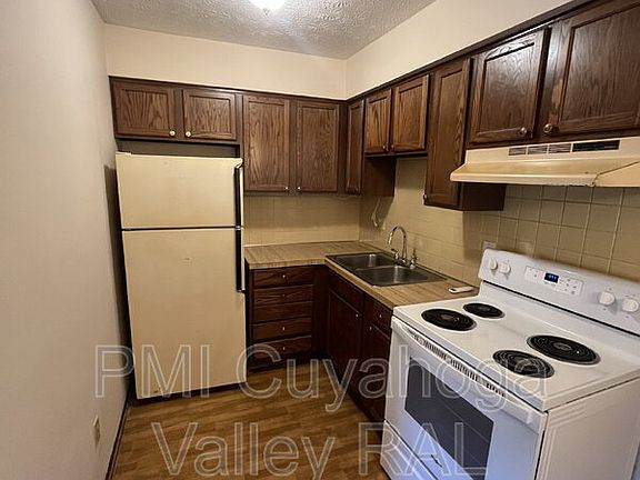 3rd image of 1757 S Arlington St APT 2