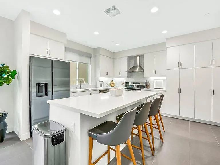 80243 Whisper Rock Way — Photo 32