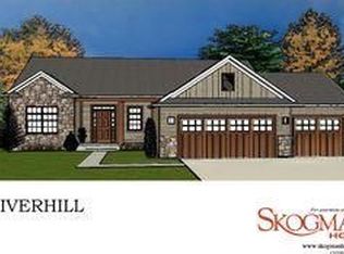 901 Kennedy Pkwy, Iowa City, IA 52246