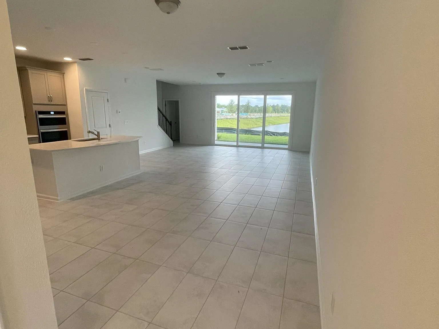 711 Cherry Elm Dr — Photo 3