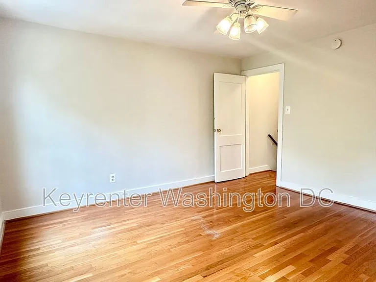 1528 8th St NW — Photo 18