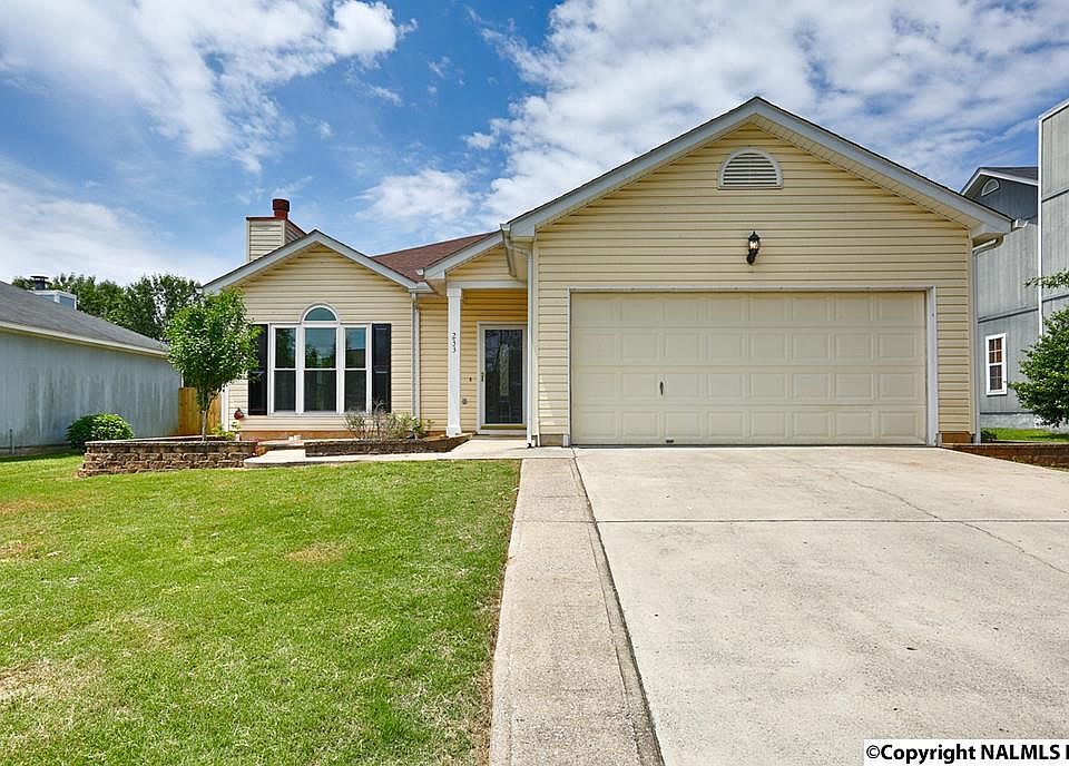 1st image of 233 River Oaks Dr