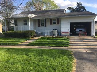 605 W 9th St, Gibson City, IL 60936