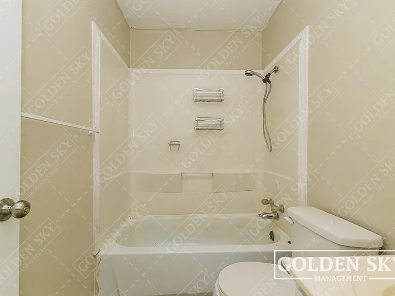 212 S Keystone Cir — Photo 9
