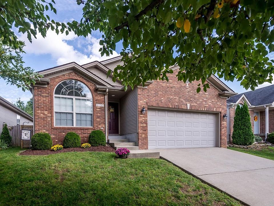 1st image of 176 Blue Heron Pl