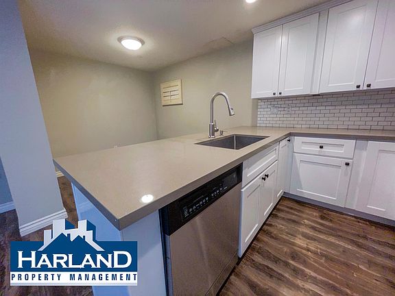3rd image of 7514 Girard Ave APT 29