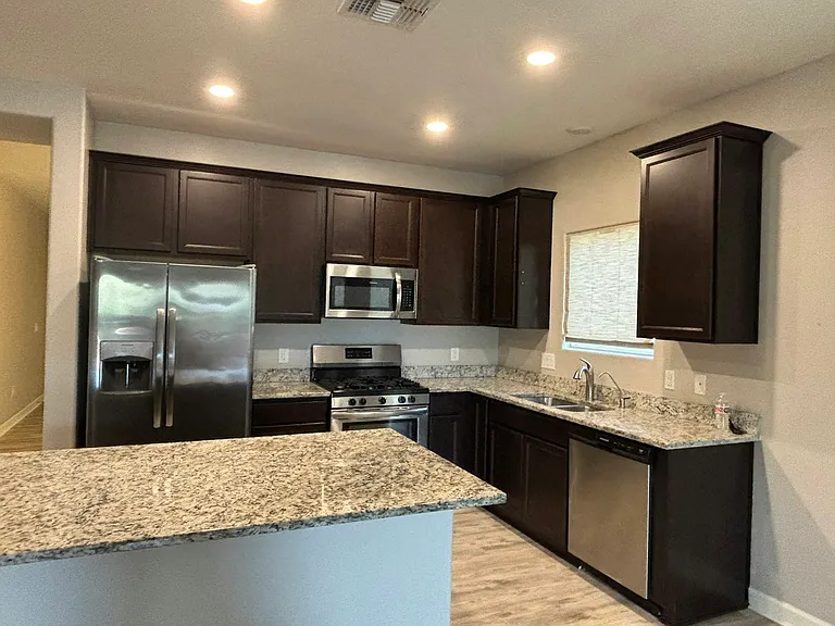 11759 W Fayes Glen Dr — Photo 6