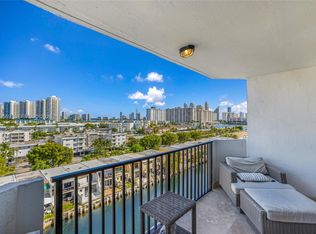 Coral Isle East Condo, North Miami Beach, FL 33160