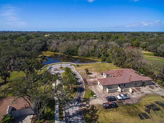 5th image of 3532 Trebor Ln