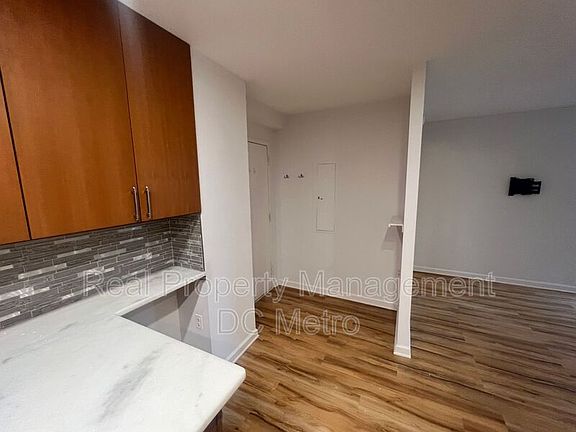 5th image of 2440 16th St NW APT 318