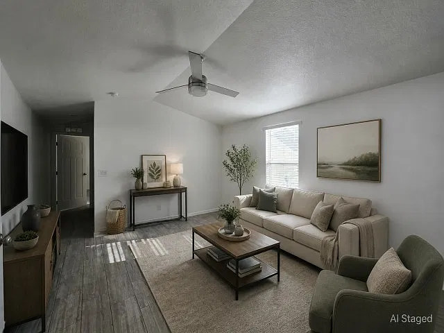 3 bed, 1064 sqft, $1,875 — Photo 3