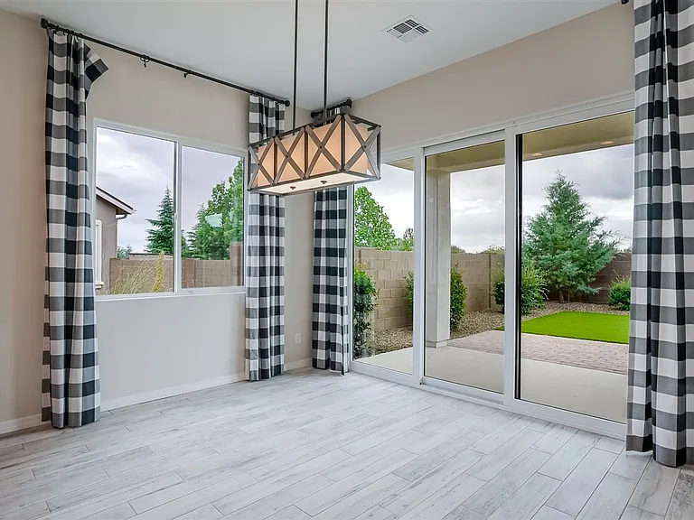 6881 Claret Dr — Photo 11
