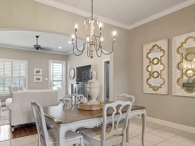 205 Oak Path Dr — Photo 11