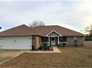 3 Biscayne Sq, Hattiesburg, MS 39401