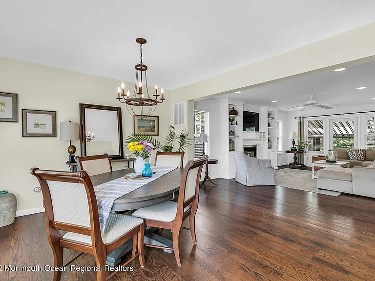 814 Pitney Dr — Photo 4
