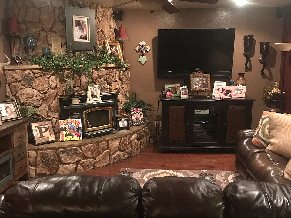 1st image of 2121 N Rojo Dr