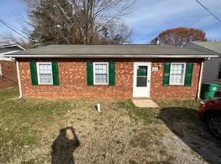 2611 E Martin Luther King Jr Dr, High Point, NC 27260