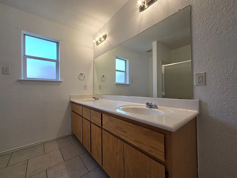 3906 Kevin Shaw Dr — Photo 18
