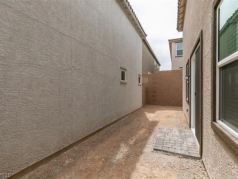 9133 Vesey Ave — Photo 43