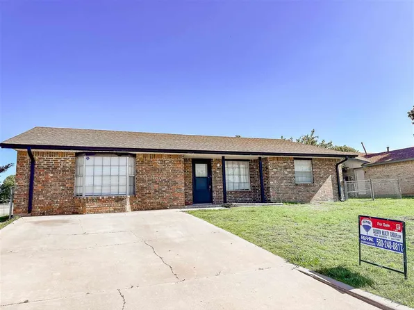 6143 SW Park Pl, Lawton, OK 73505
