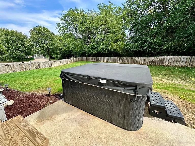 7005 Round Prairie St — Photo 3