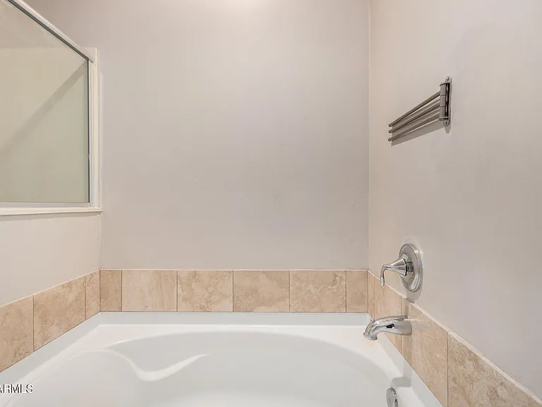 945 E Playa Del Norte Dr #4025 — Photo 15