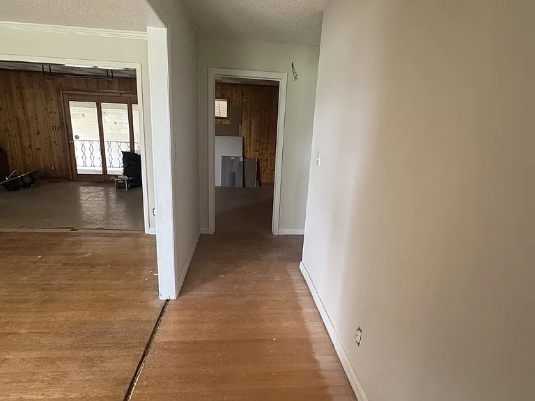 61 Rains Ave SE — Photo 10