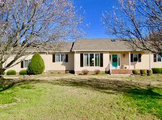 48 Fawn Knoll Ln, Kilmarnock, VA 22482
