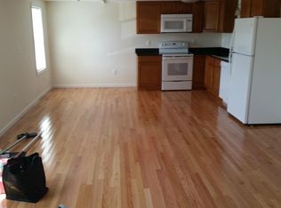 1221 N Main St APT D, Winterport, ME 04496