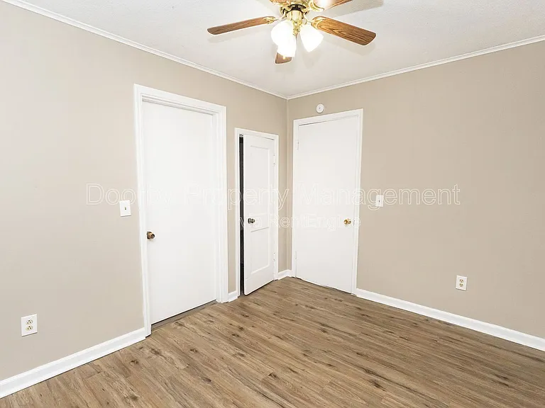 619 Shannon Ave — Photo 10