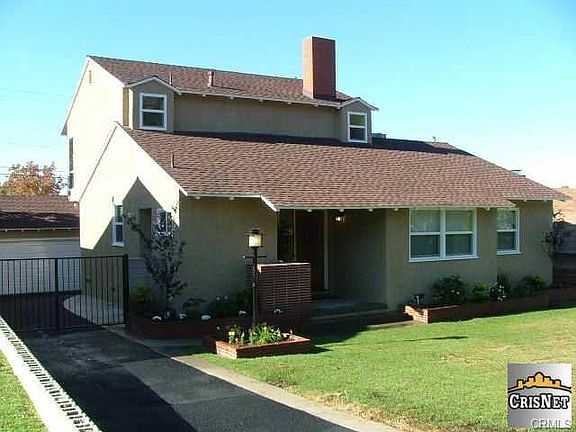 2nd image of 1813 Hilton Dr