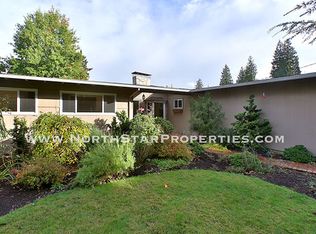 14370 Uplands Dr, Lake Oswego, OR