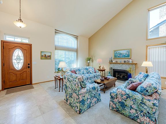 5th image of 4075 Berrywood Dr
