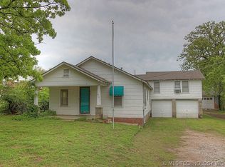 615 Terrace Dr, Sand Springs, OK 74063