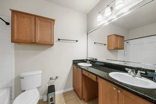 2255 Braeswood Park Dr #338 — Photo 11