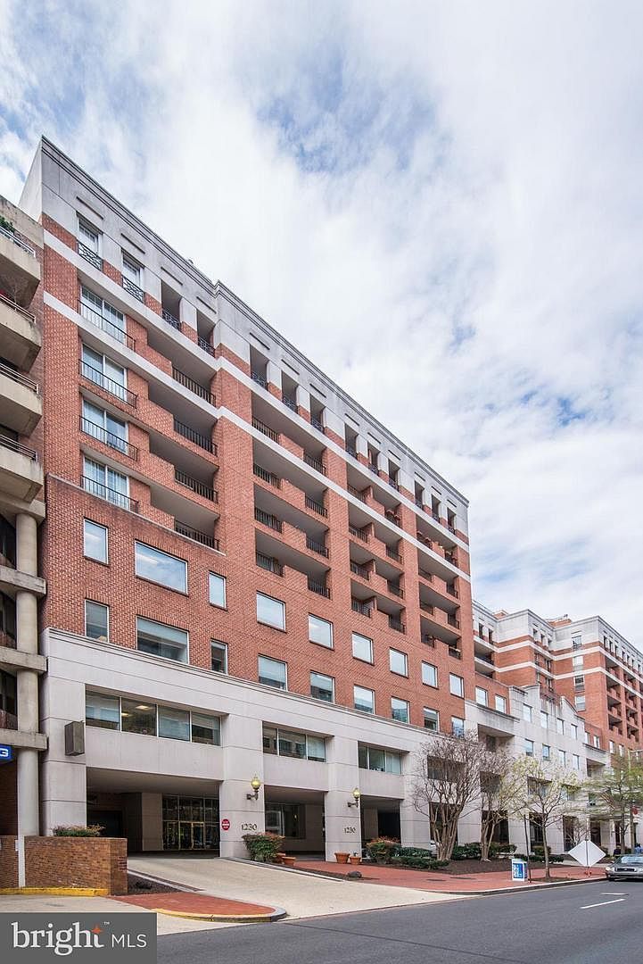 1230 23rd St Nw