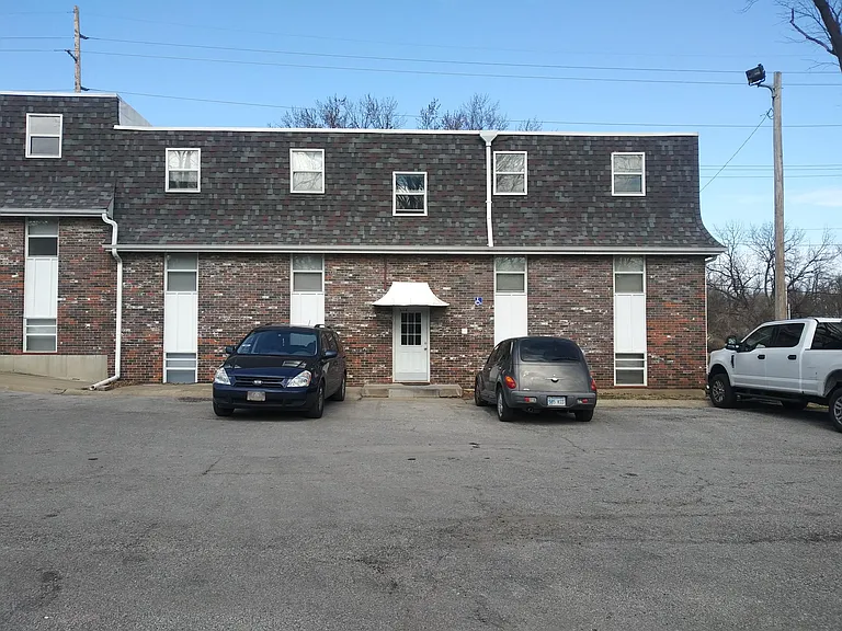 5725 Leavenworth Rd #8 — Photo 12