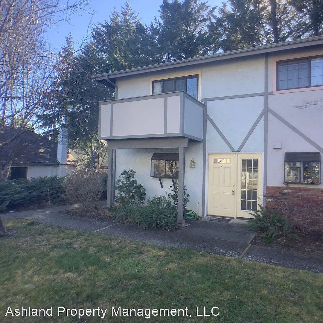 495 Chestnut St APT 9 photo 1