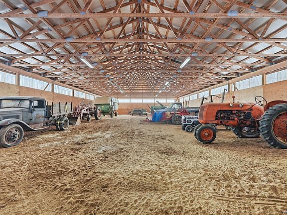 3rd image of 12912 Edgerton Rd