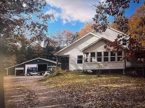 9858 N Woodbridge Ave, Bitely, MI 49309