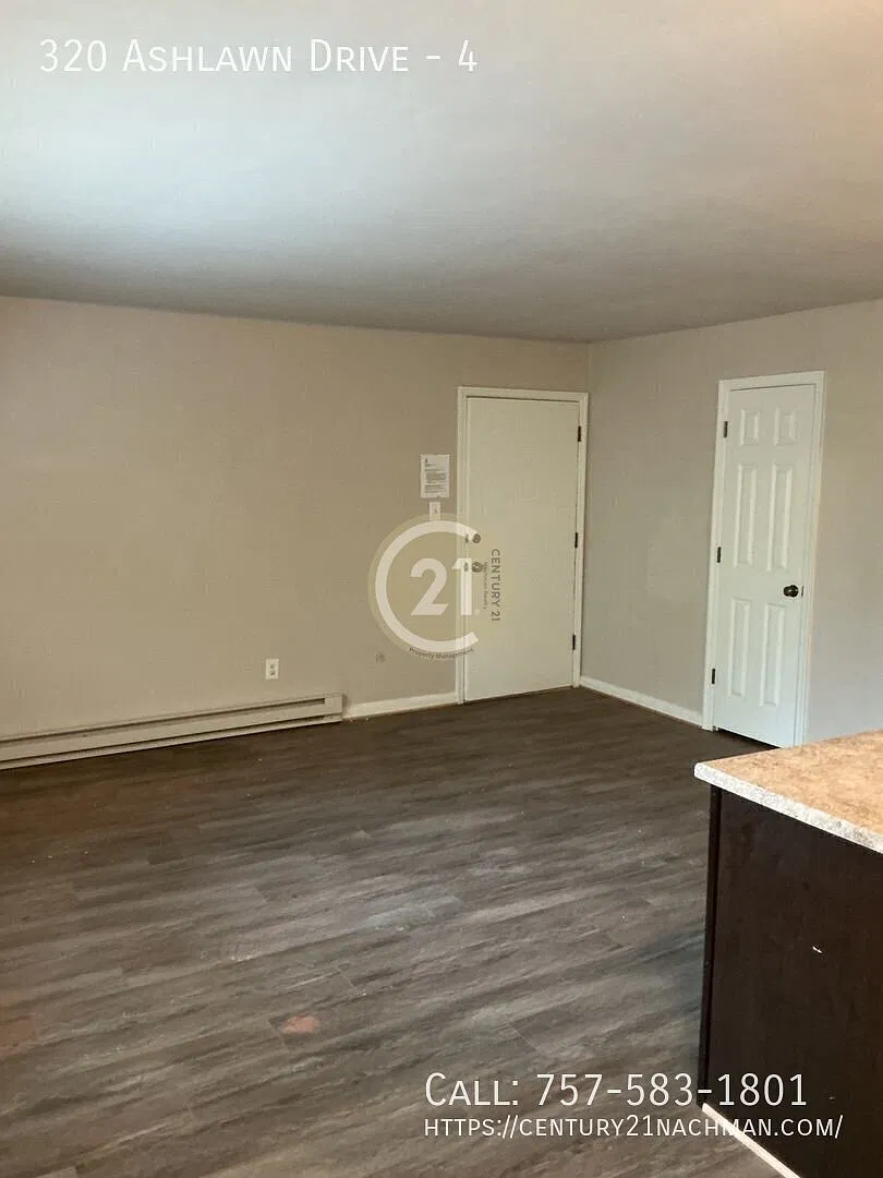 2 bedroom upstairs very spacious — Photo 2