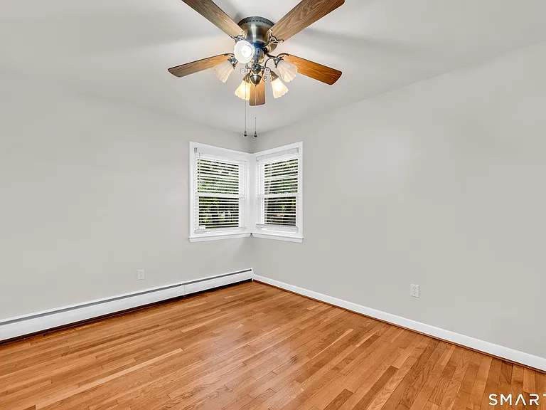 7 Olson Ave — Photo 17