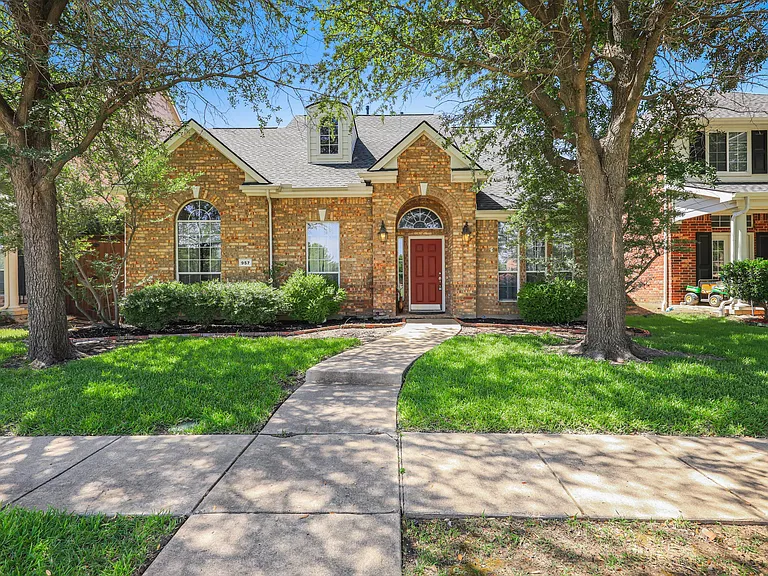 957 Turnstone Trl — Photo 1