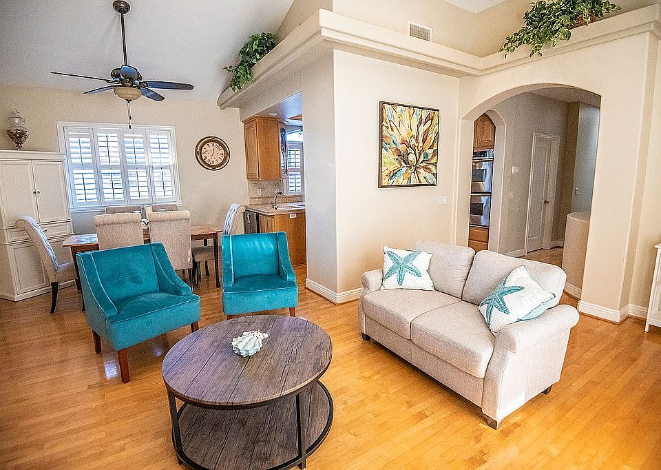 light & bright living room