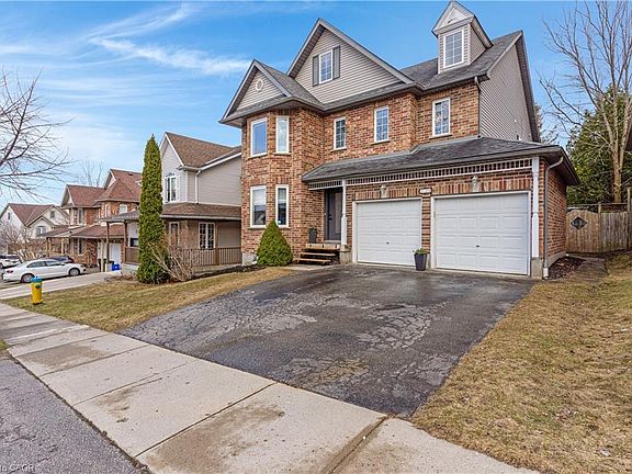 2nd image of 739 Butternut Ave