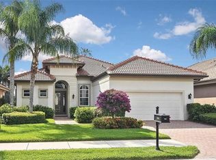 6044 Dogleg Dr, Naples, FL 34113
