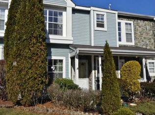 9 Jodhpur Ct, Tinton Falls, NJ 07753