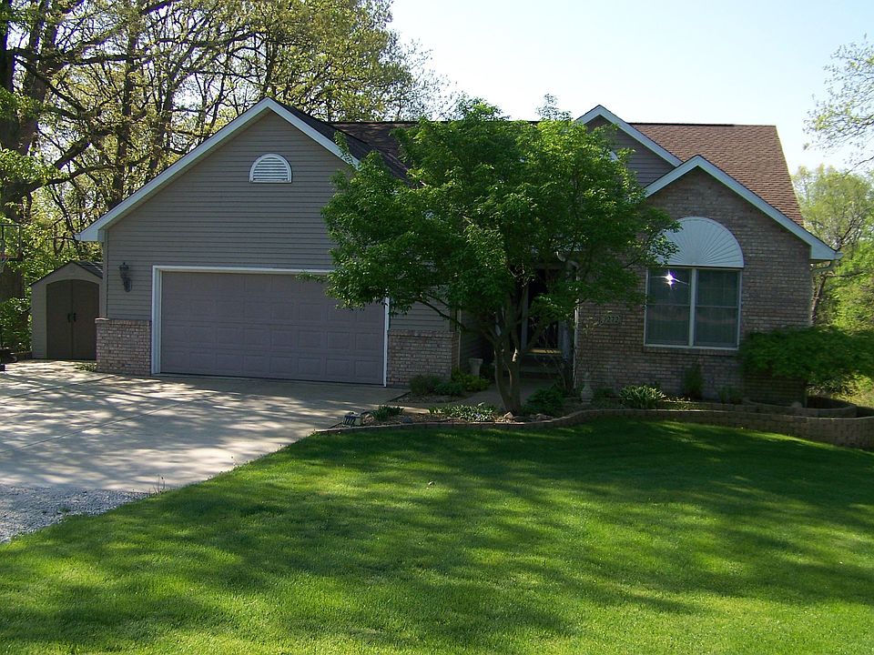 single story home